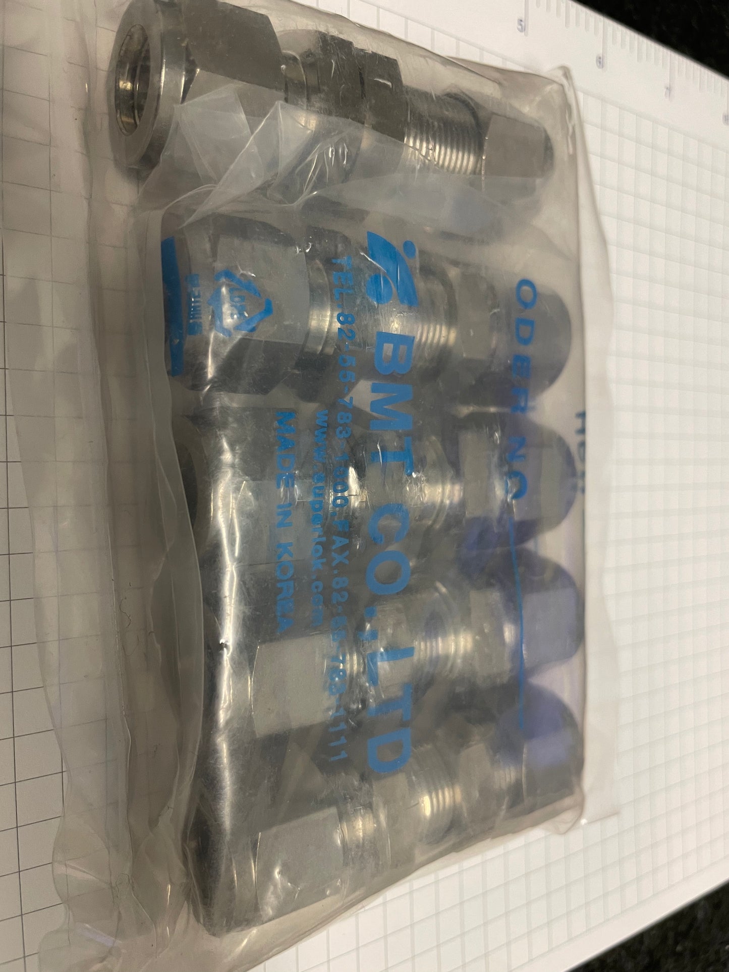 Superlok 1/2" Bulkhead Union SBHU-8-S316 - N.B.Oler
