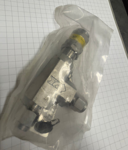Superlok Adjustable Relief Valve